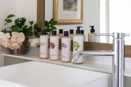 Two Rose Walk Cottage Cotswolds Moreton-in-Marsh Eksteriør bilde